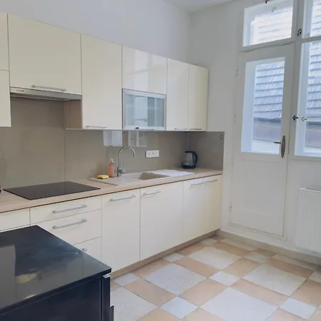 V Centru Krumlova Apartment *